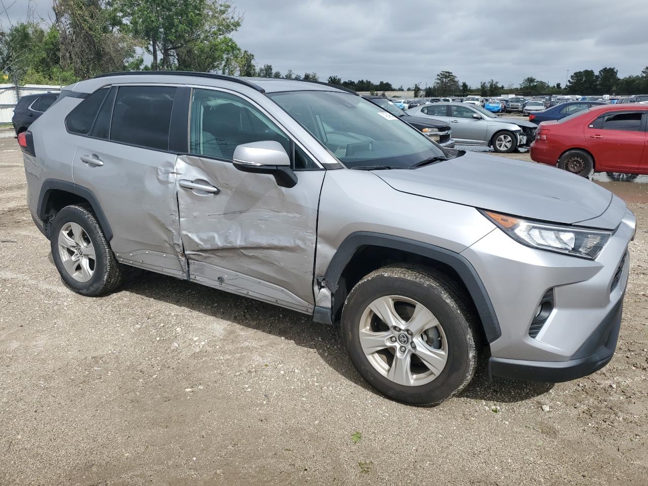 2021 Toyota RAV 4 - Image 4