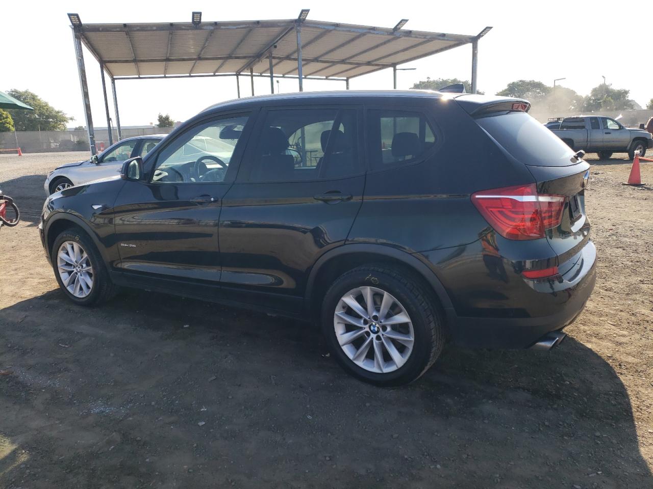 VIN 5UXWZ7C56G0R32227 2016 BMW X3 no.2