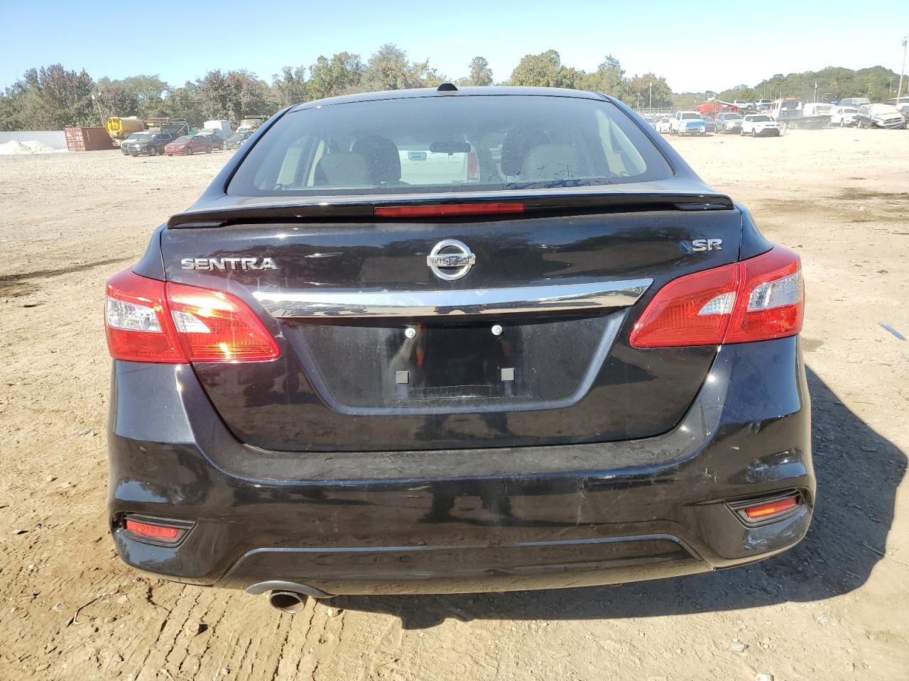 2017 Nissan Sentra - Image 6