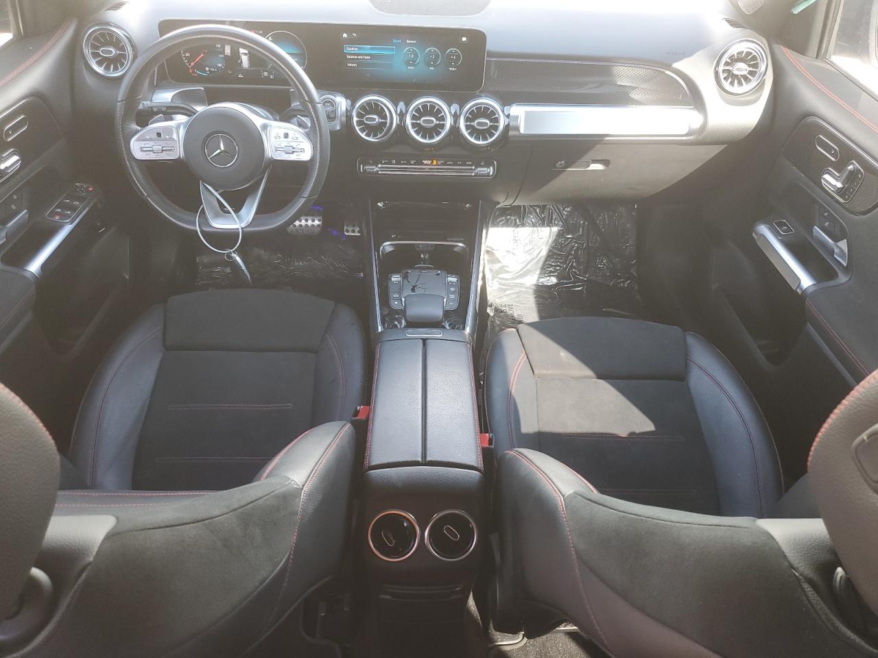 2021 Mercedes-Benz GLB - Image 8