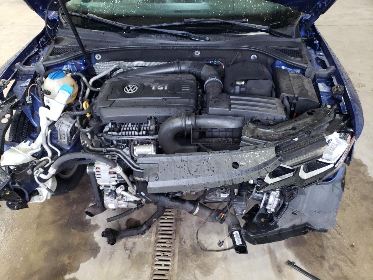 2016 Volkswagen Passat - Image 11