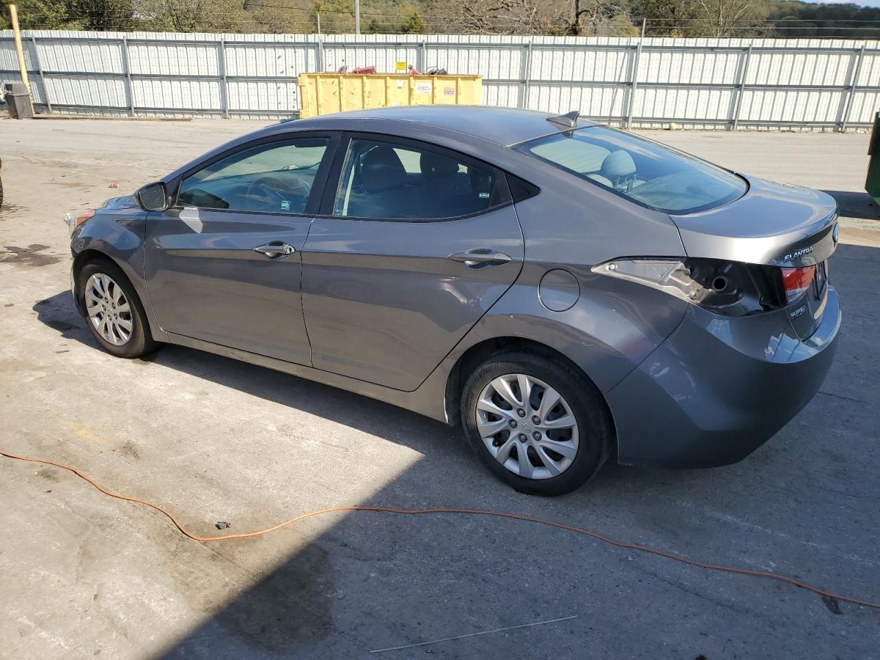 2012 Hyundai Elantra - Image 2