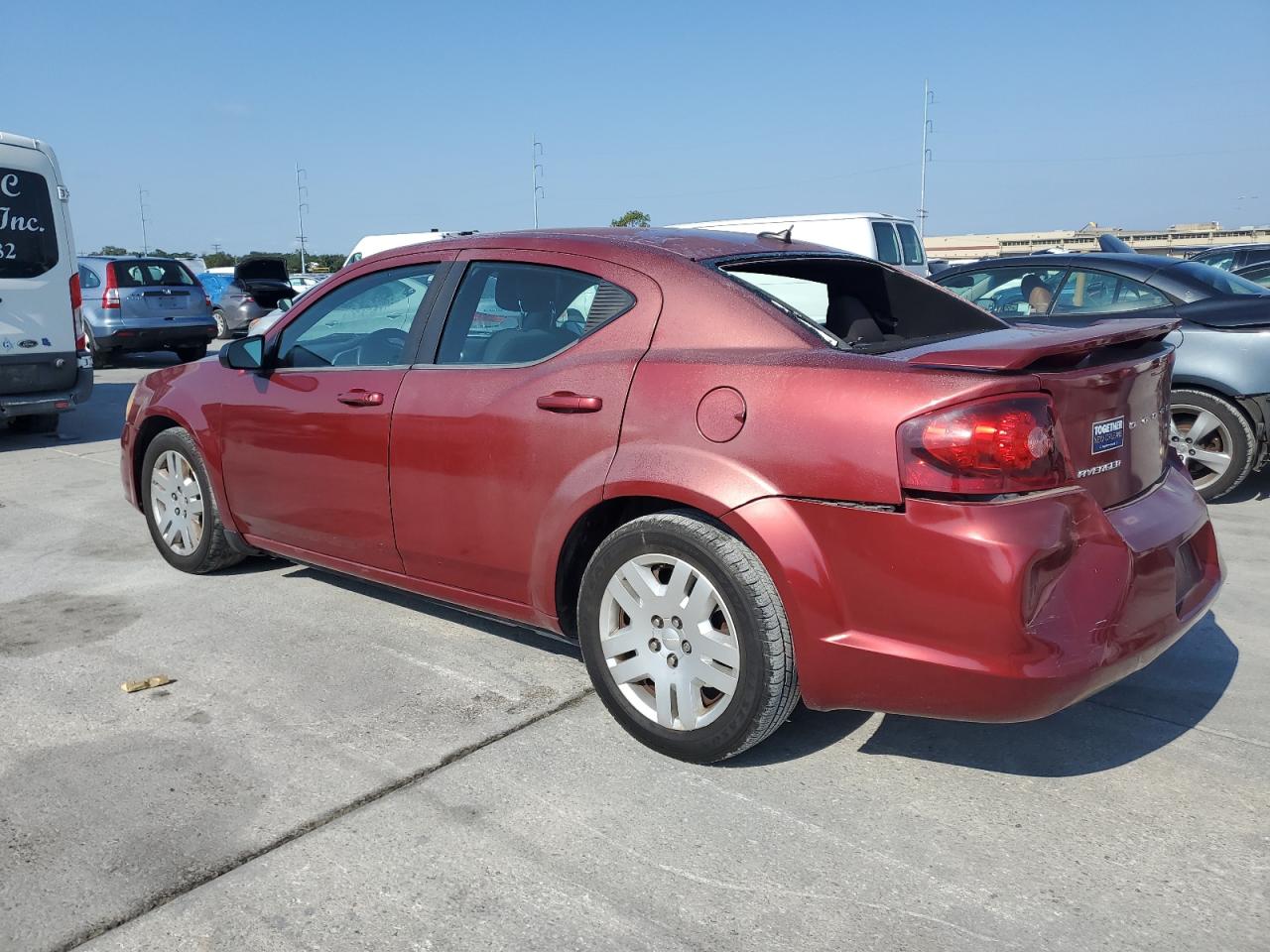 2014 Dodge Avenger - Image 2