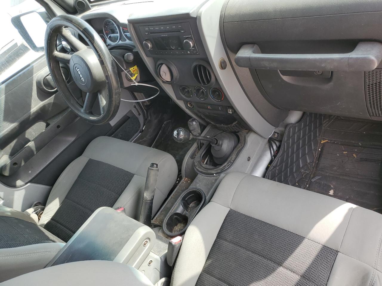 2010 Jeep Wrangler - Image 8