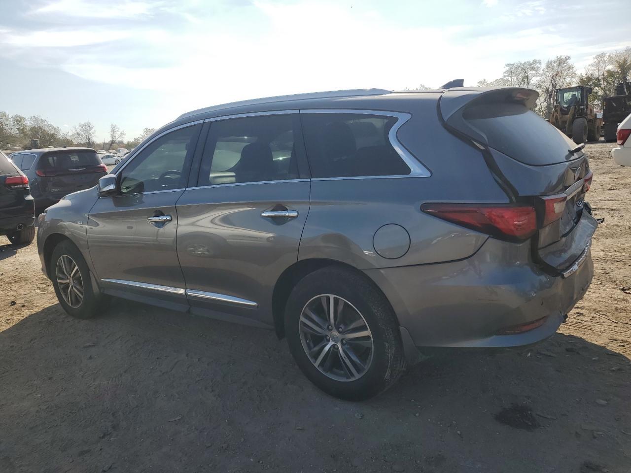 2018 Infiniti QX60 - Image 2