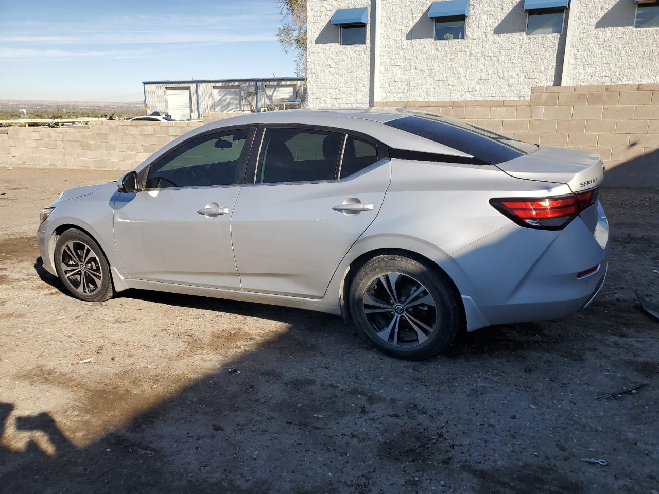 2021 Nissan Sentra - Image 2