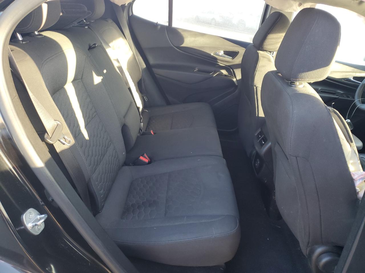 2020 Chevrolet Equinox - Image 11