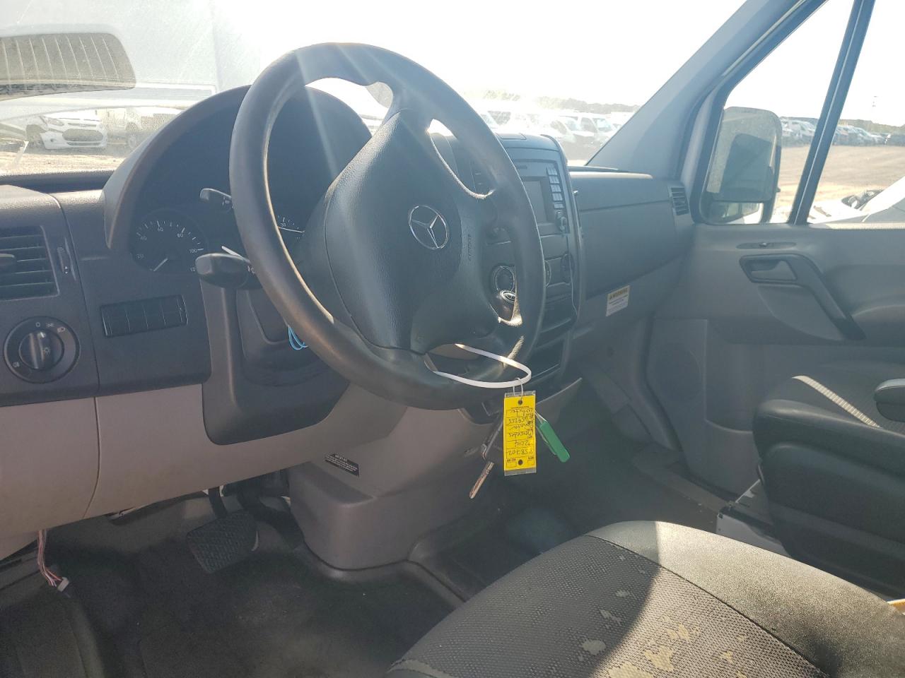 VIN WD3PE8CC1E5858702 2014 MERCEDES-BENZ SPRINTER no.8