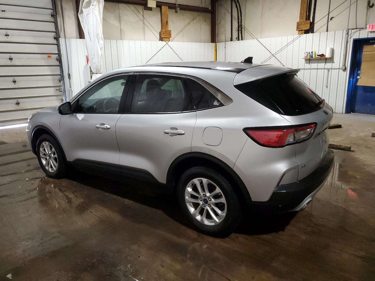 2020 Ford Escape - Image 2