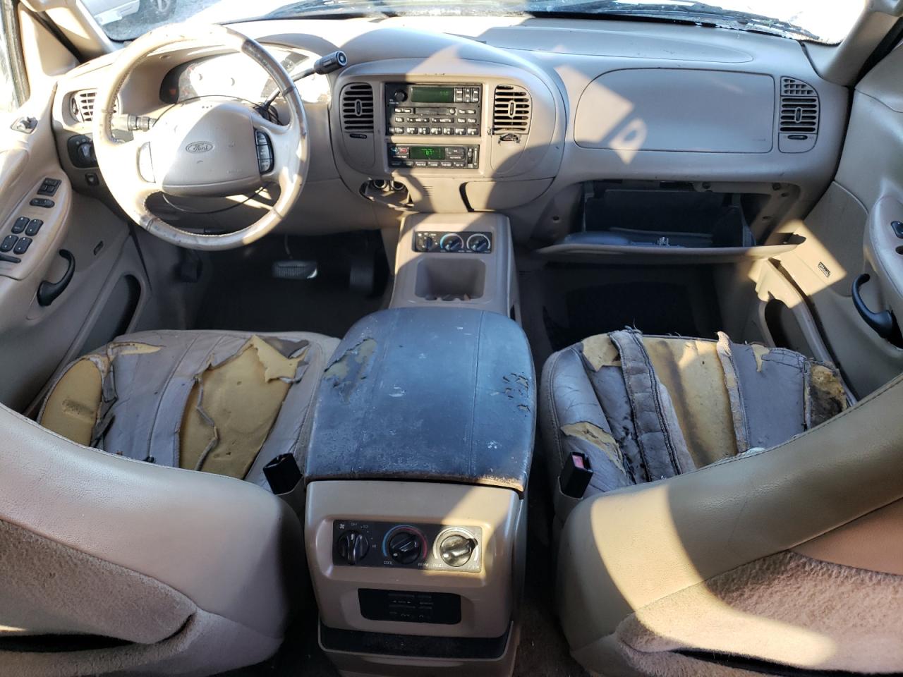 1FMRU17W31LB52684 2001 Ford Expedition Eddie Bauer