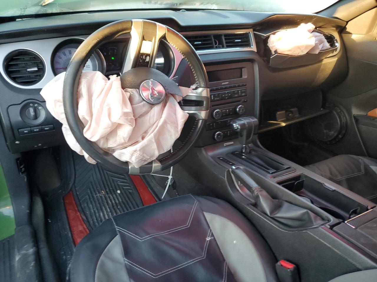 2011 Ford Mustang - Image 8