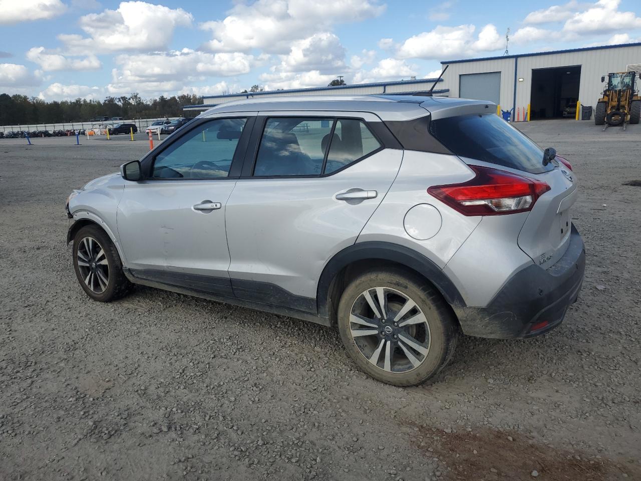 2020 Nissan Kicks - Image 2