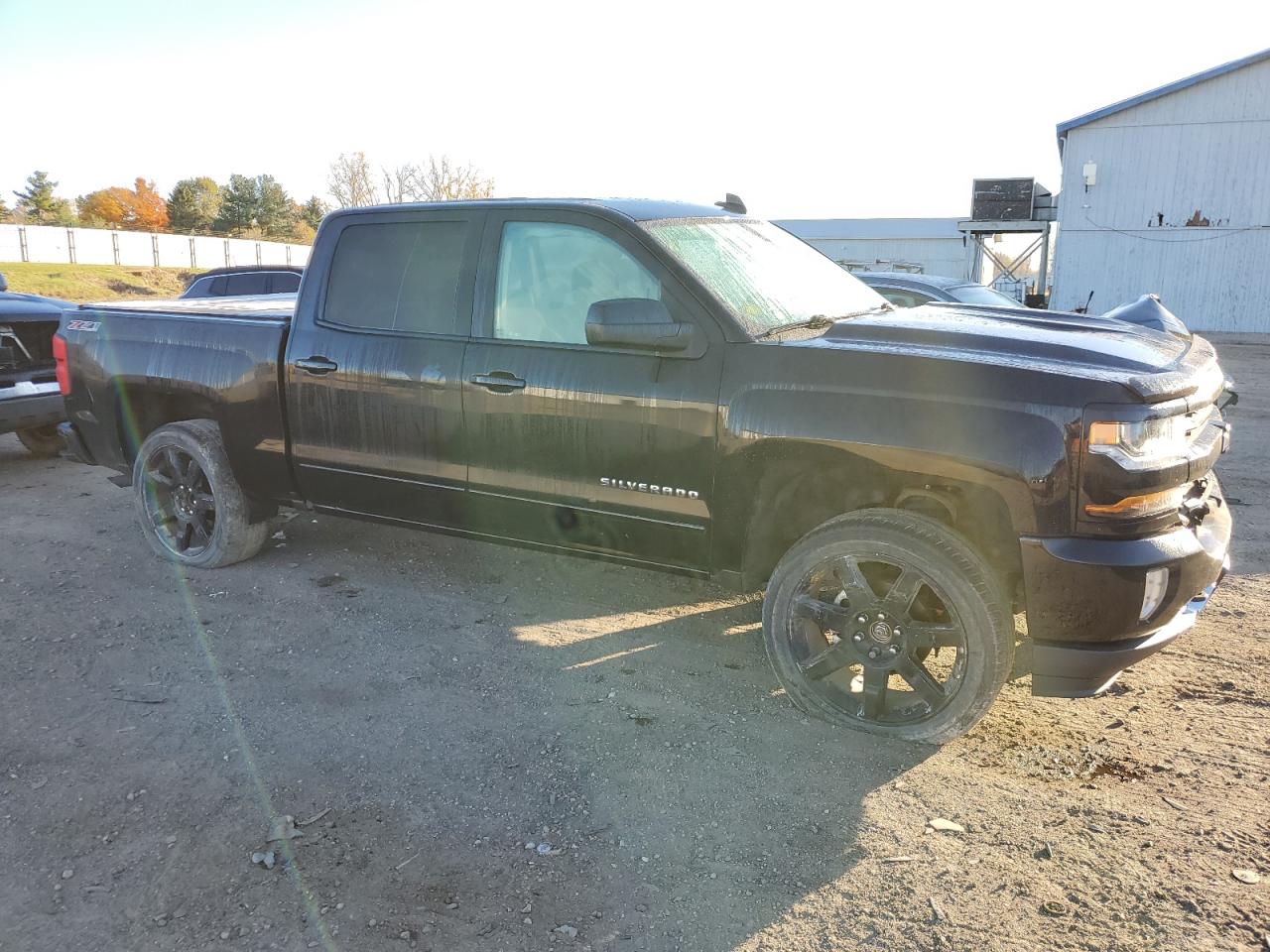 2017 Chevrolet Silverado - Image 4