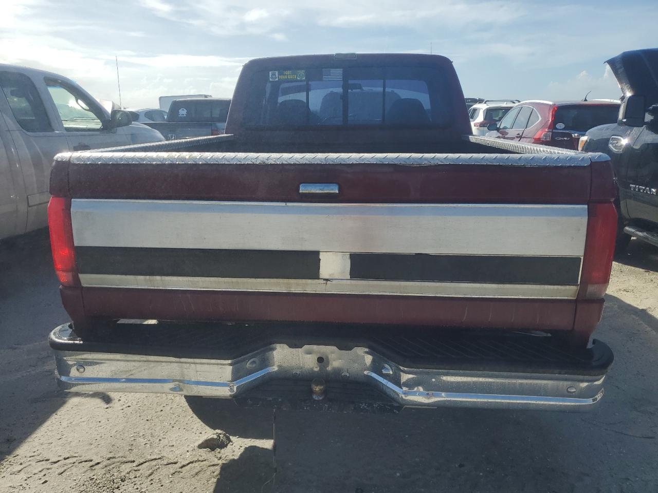 1992 Ford F150 VIN: 1FTEX14H2NKA55620 Lot: 76487124