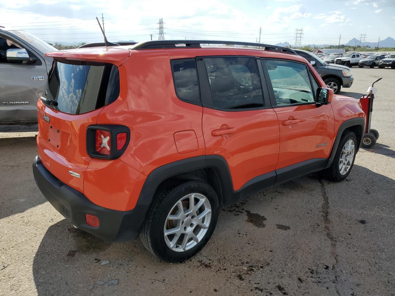 2021 Jeep Renegade - Image 3