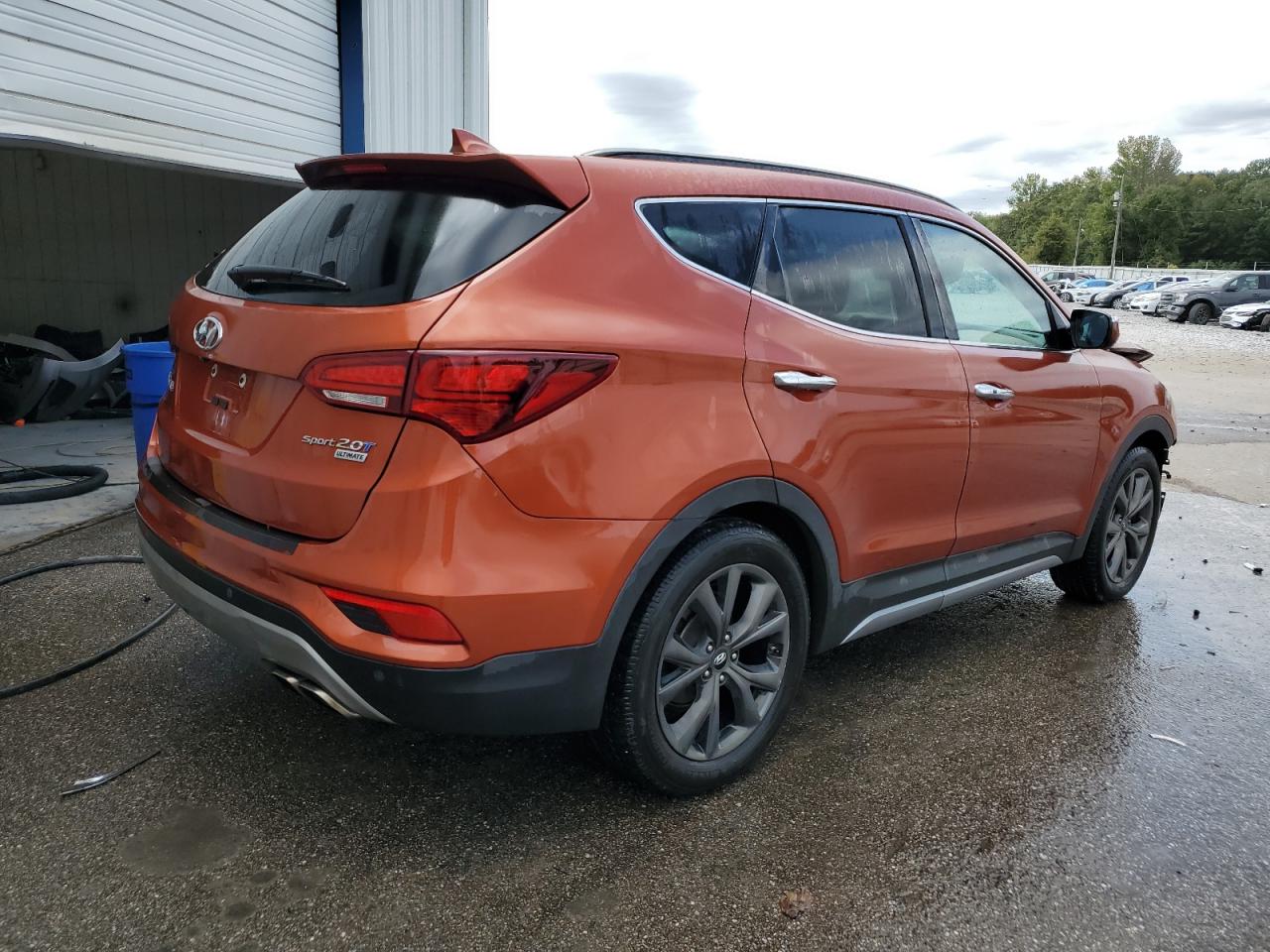 2017 Hyundai Santa Fe - Image 3