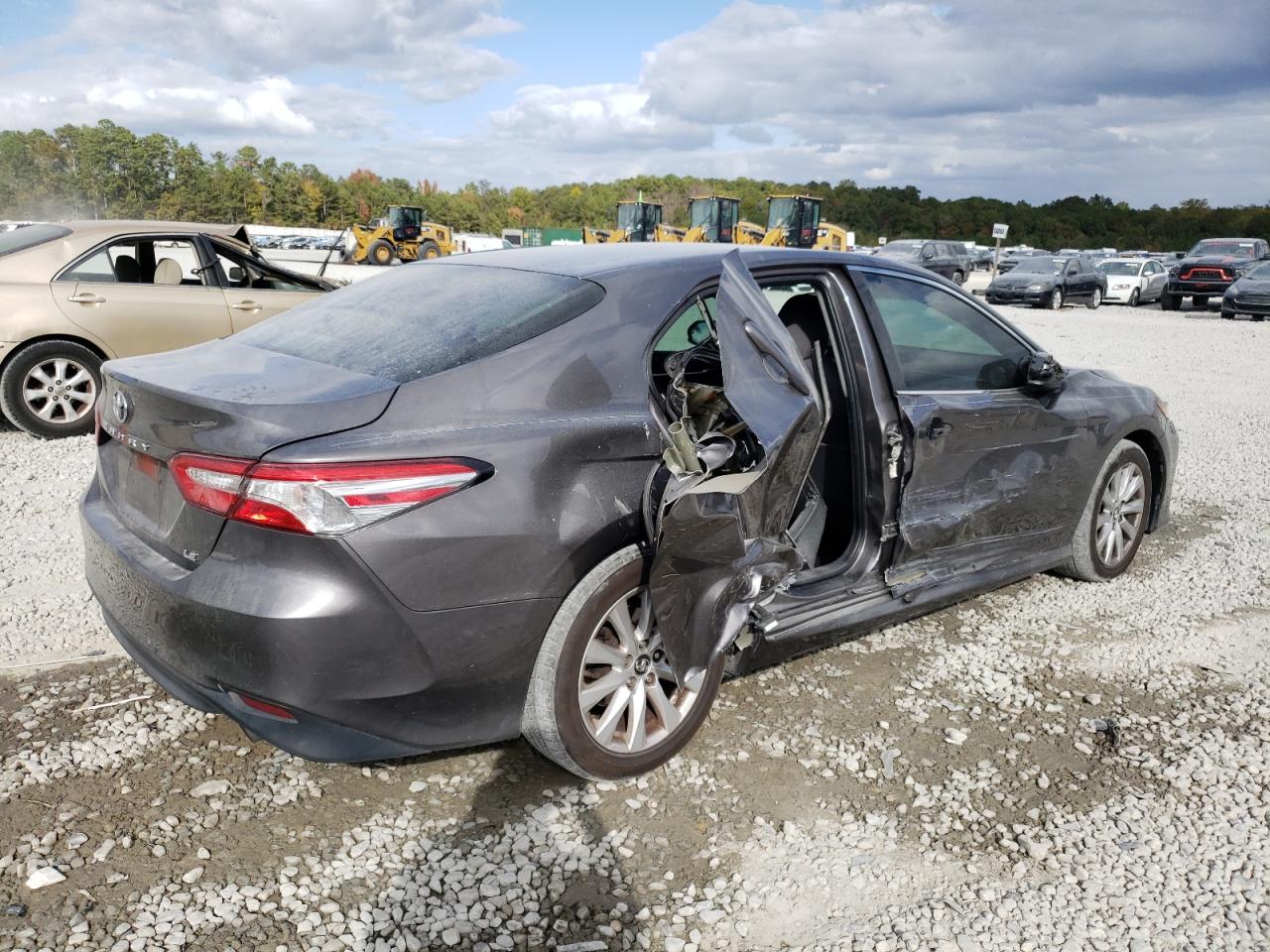 2018 Toyota Camry - Image 3