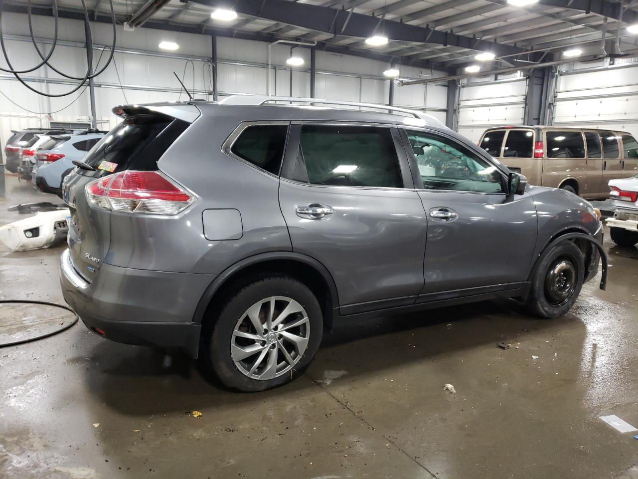 2014 Nissan Rogue - Image 3