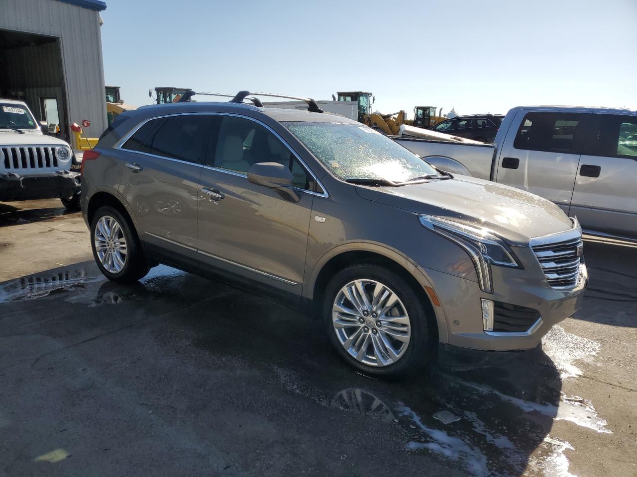 2017 Cadillac XT5 - Image 4