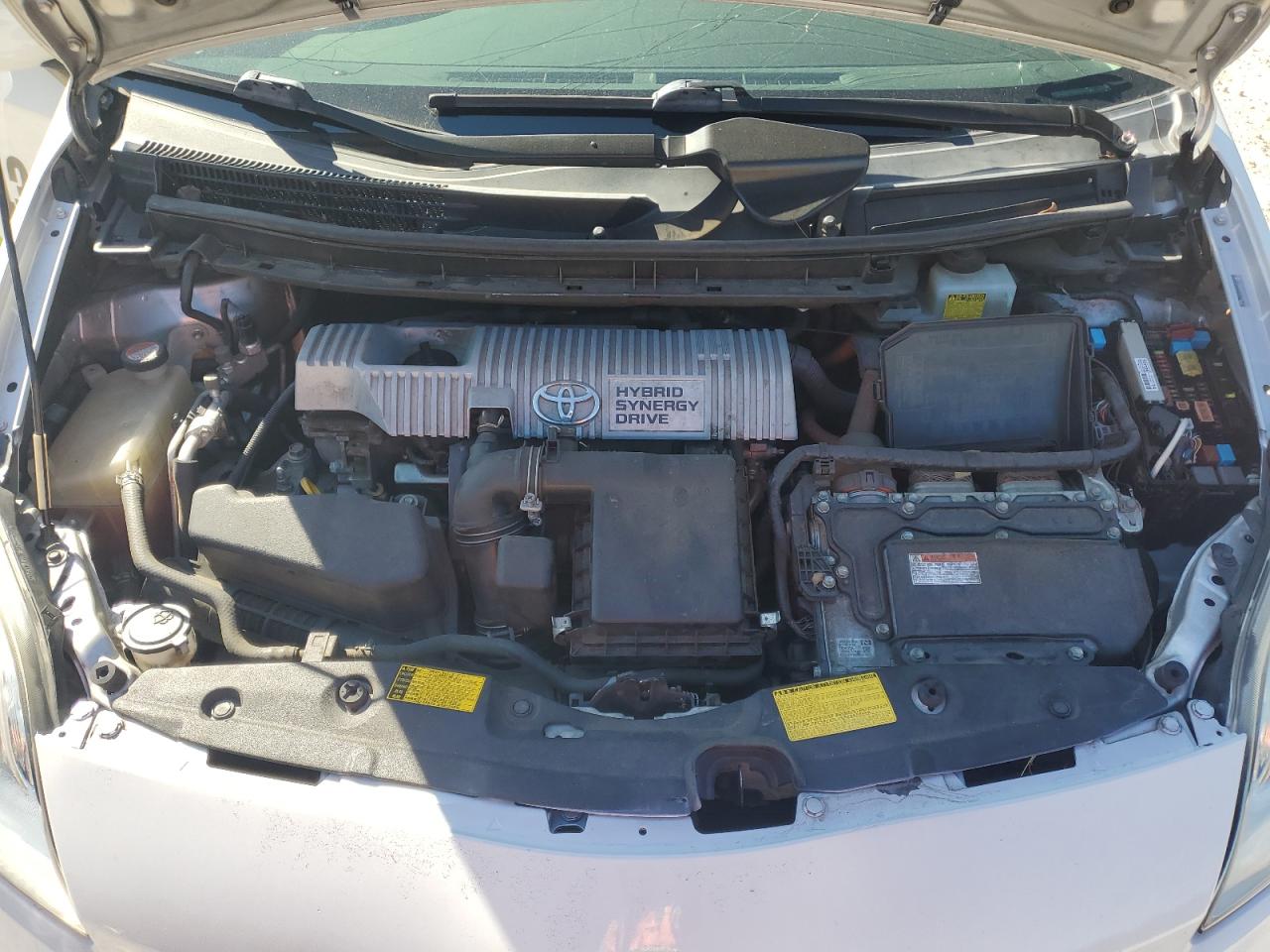 2014 Toyota Prius - Image 13