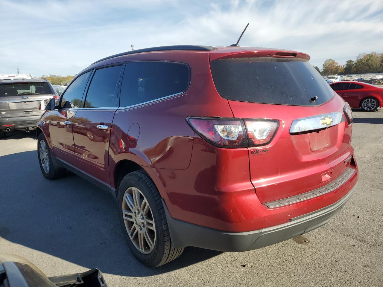 2014 Chevrolet Traverse - Image 2