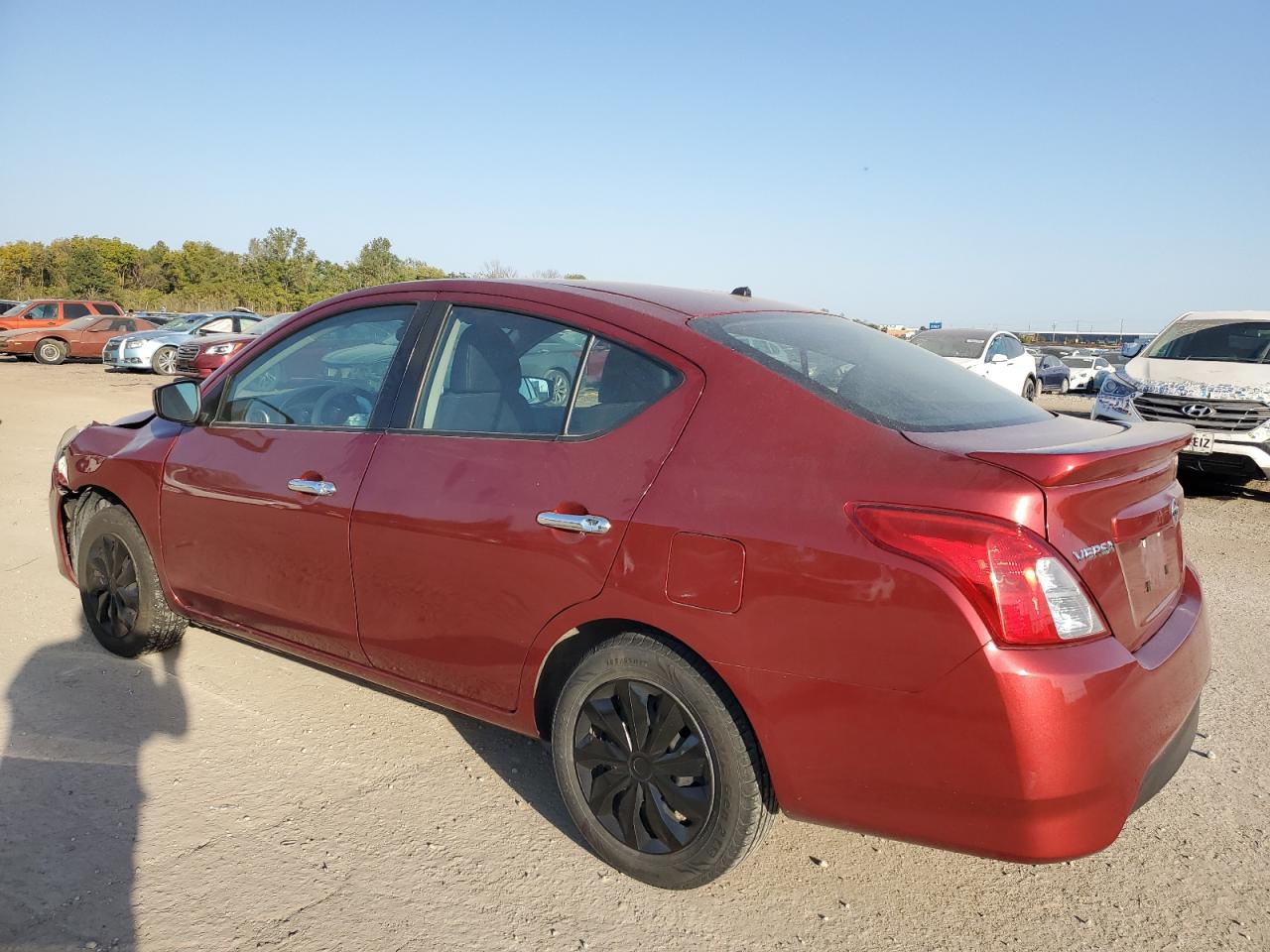 VIN 3N1CN7AP2KL842558 2019 NISSAN VERSA no.2