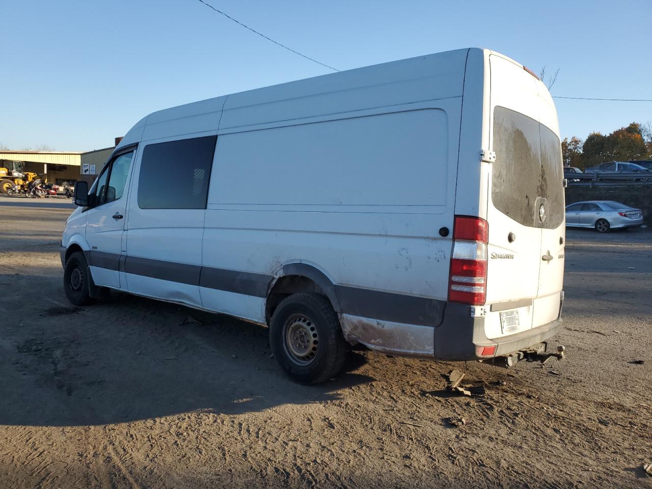 VIN WD4PE8CC4D5814431 2013 MERCEDES-BENZ SPRINTER no.2