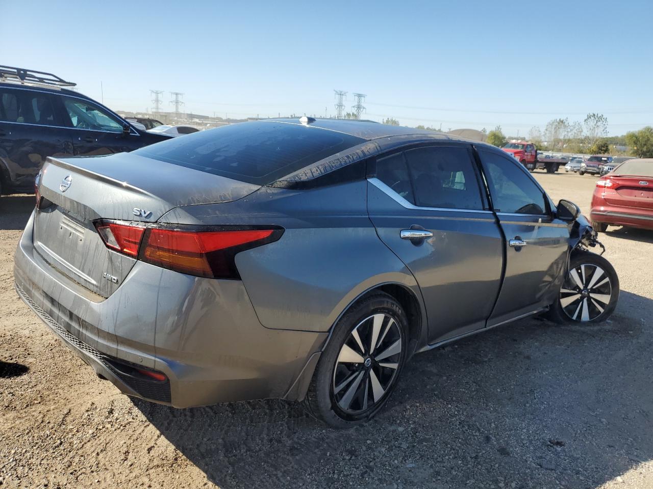 2019 Nissan Altima - Image 3