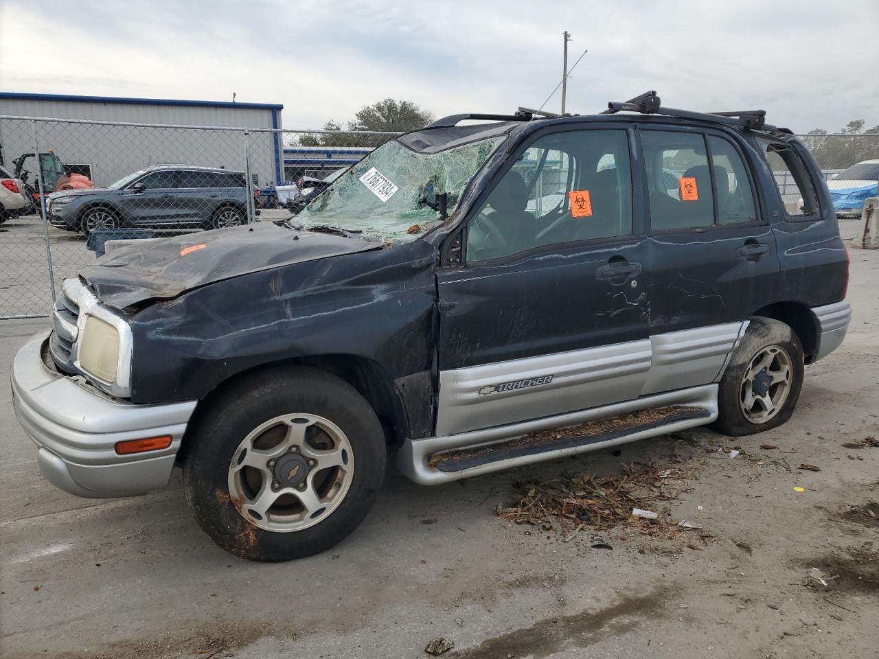 2001 Chevrolet Tracker - Image 1