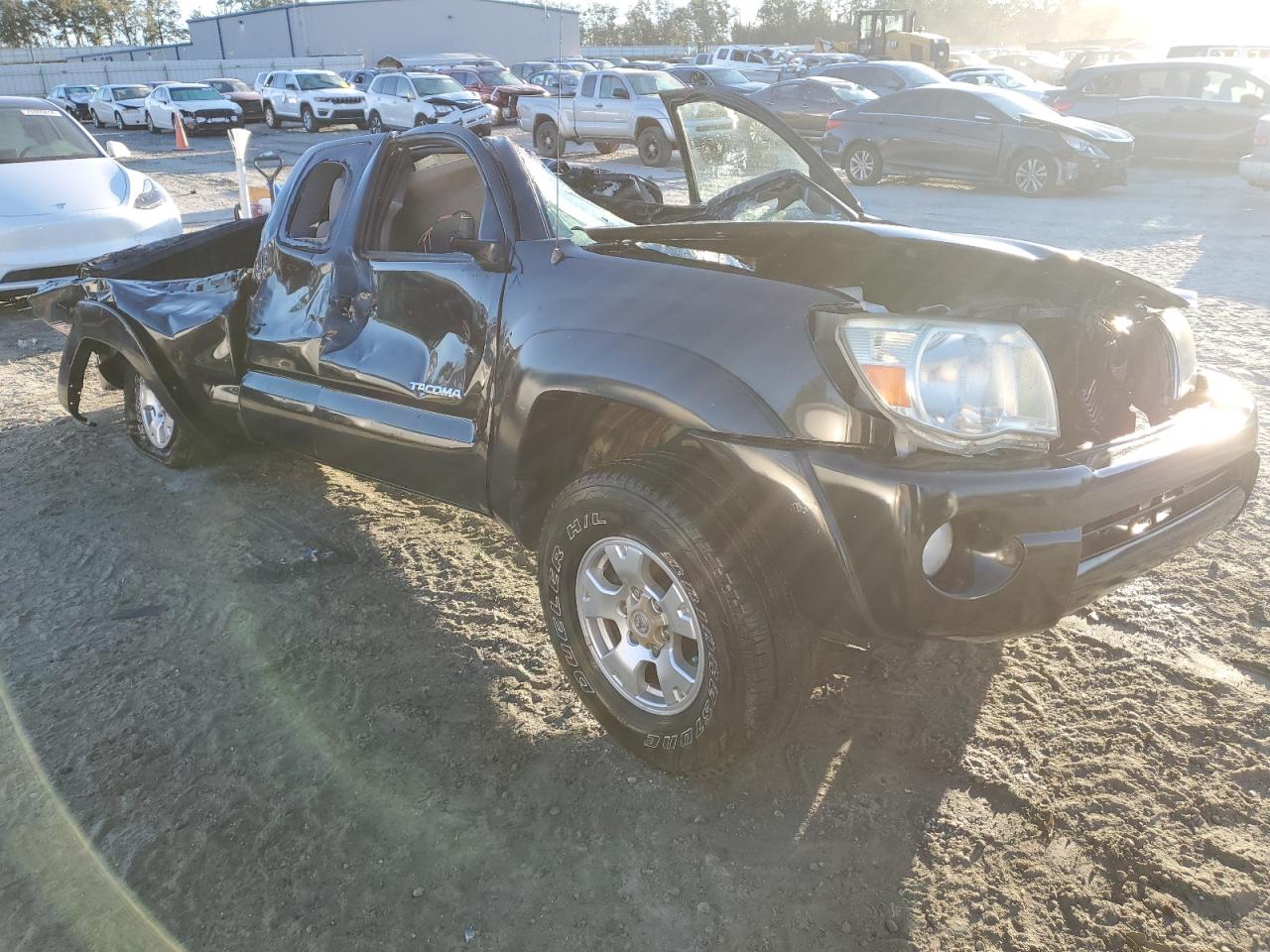 2006 Toyota Tacoma - Image 4