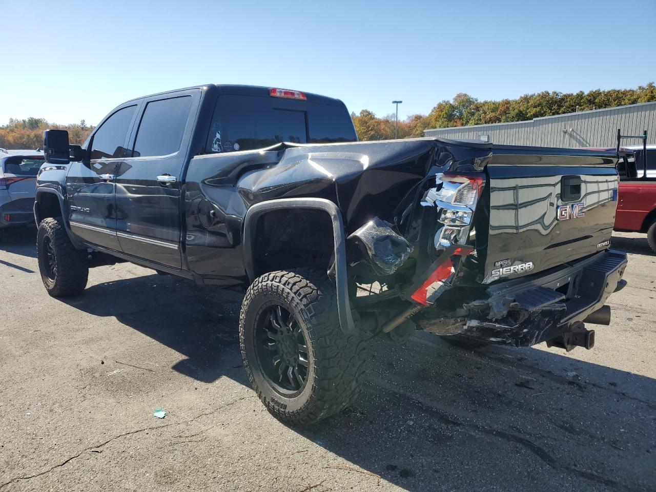 2017 GMC Sierra - Image 2
