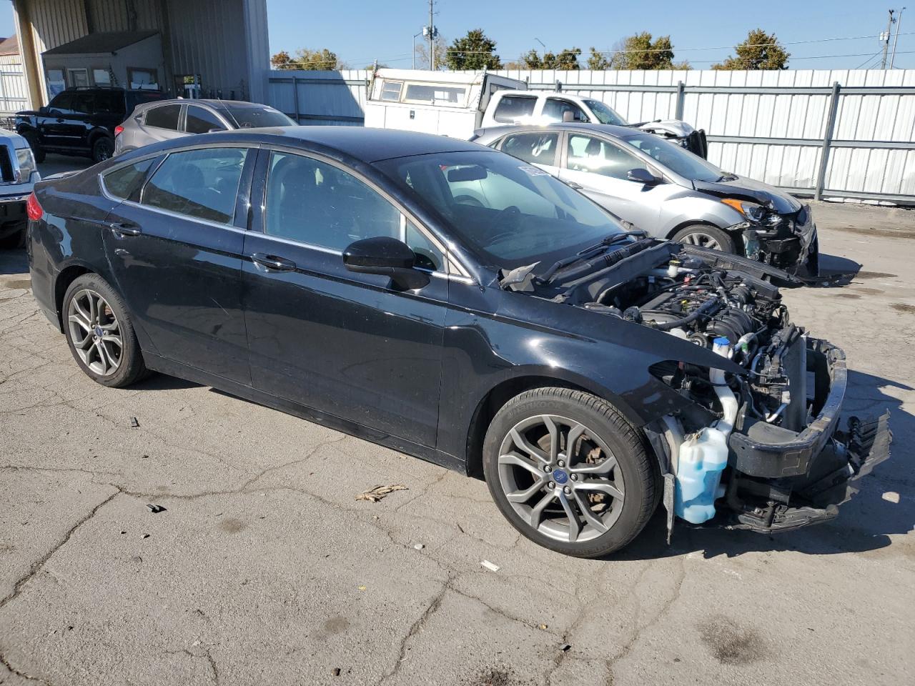 2017 Ford Fusion - Image 4