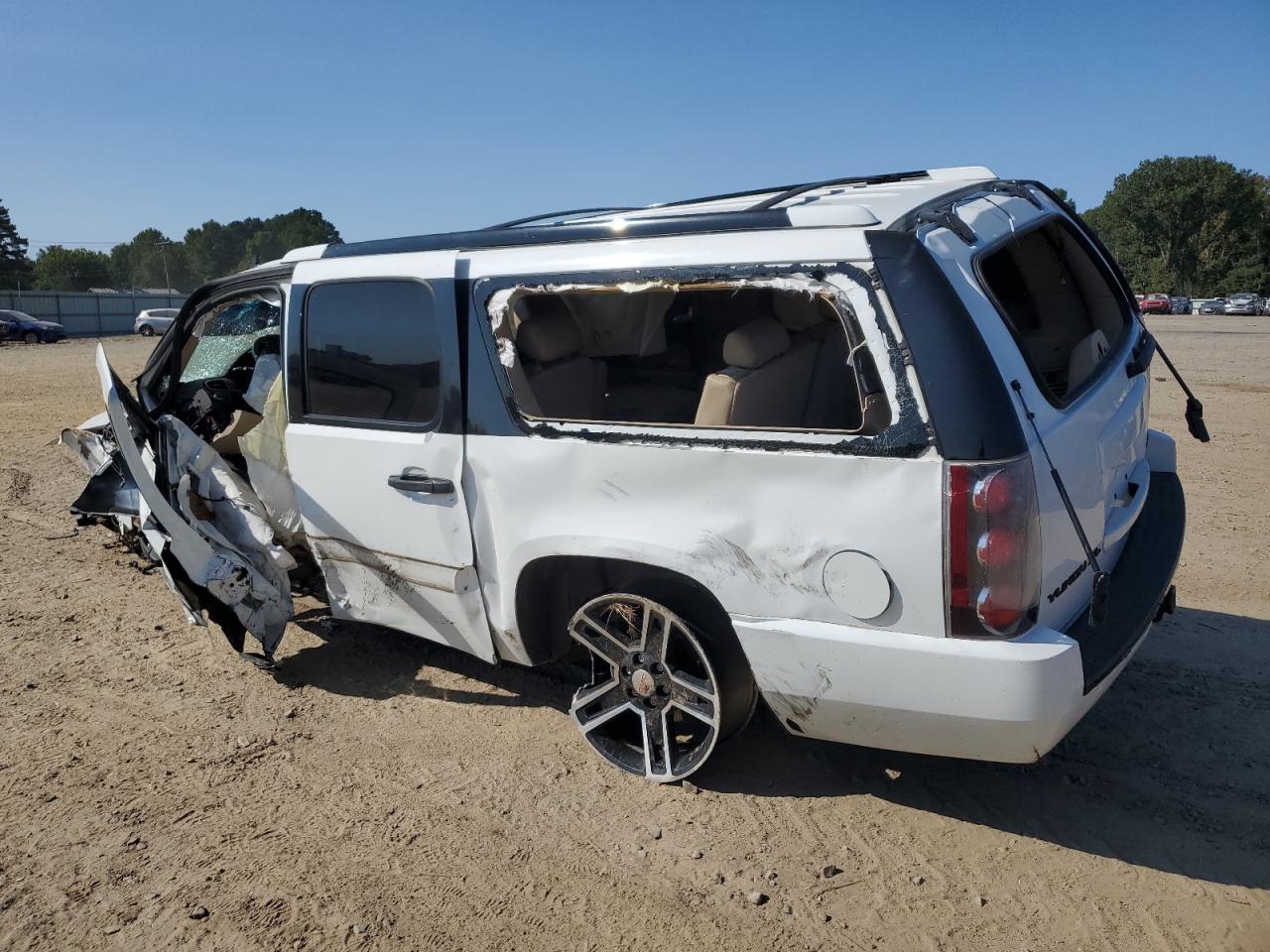 1GKFK66858J188092 2008 GMC Yukon Xl Denali