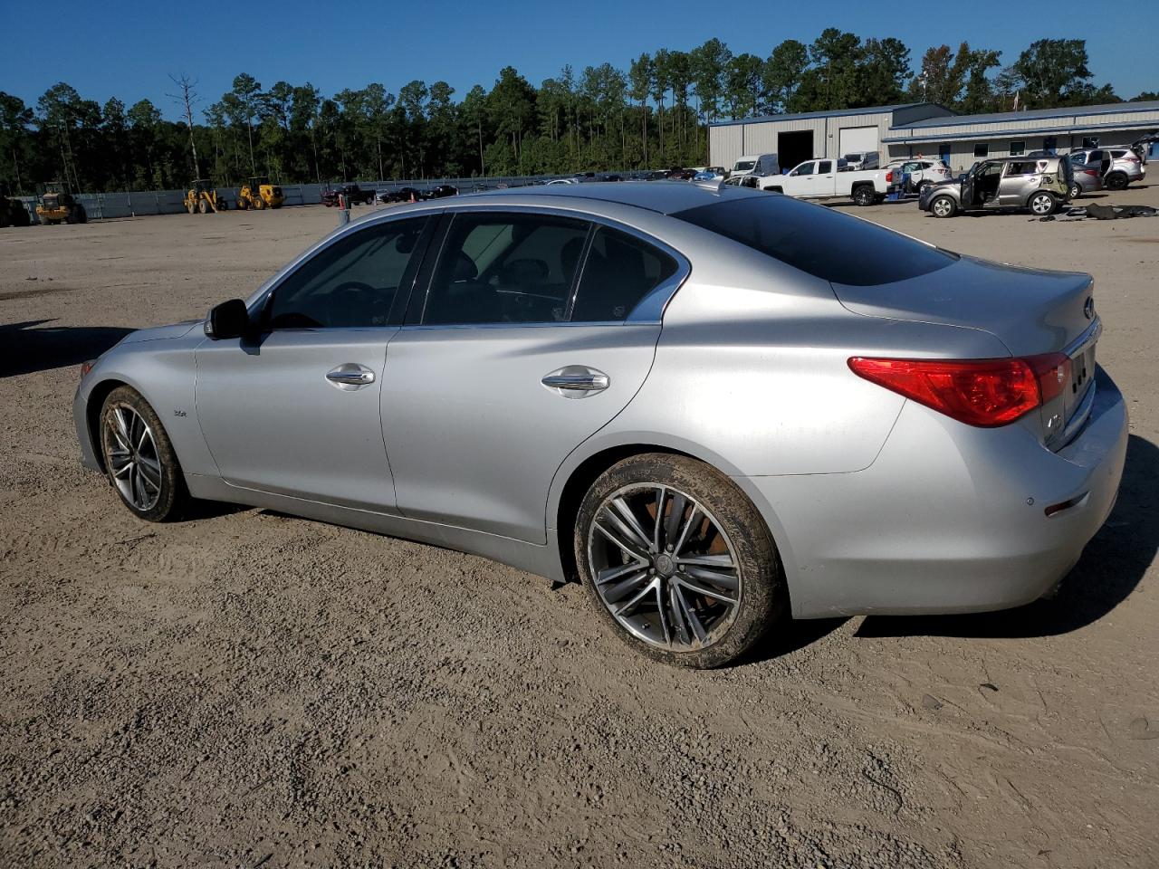 2017 Infiniti Q50 - Image 2