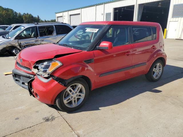 2011 Kia Soul +