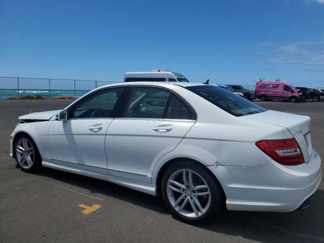  MERCEDES-BENZ C-CLASS 2013 Biały