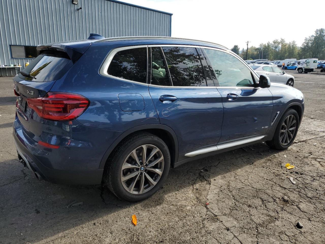 VIN 5UXTR9C52JLD57924 2018 BMW X3 no.3