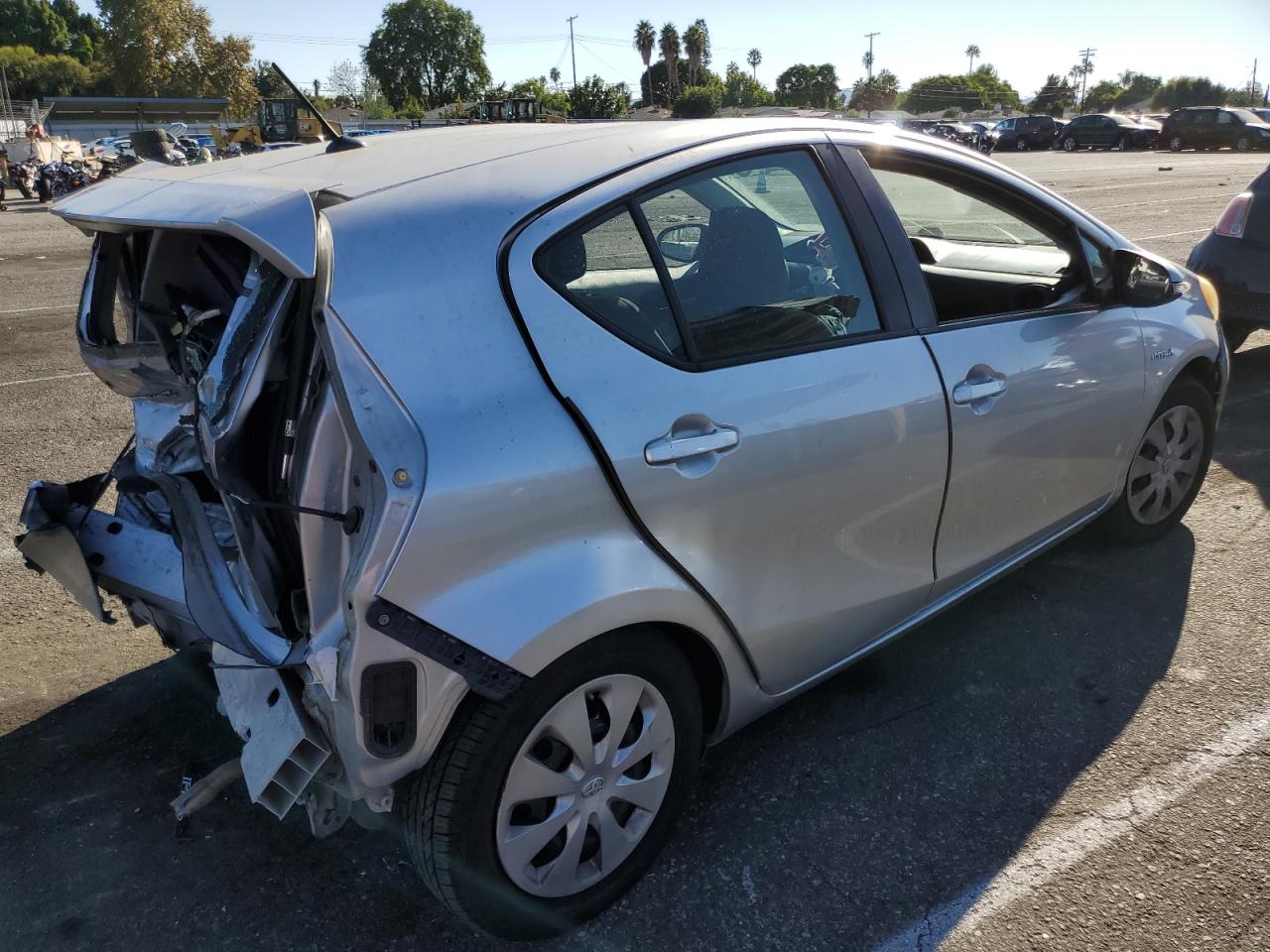 JTDKDTB32E1558567 2014 Toyota Prius C