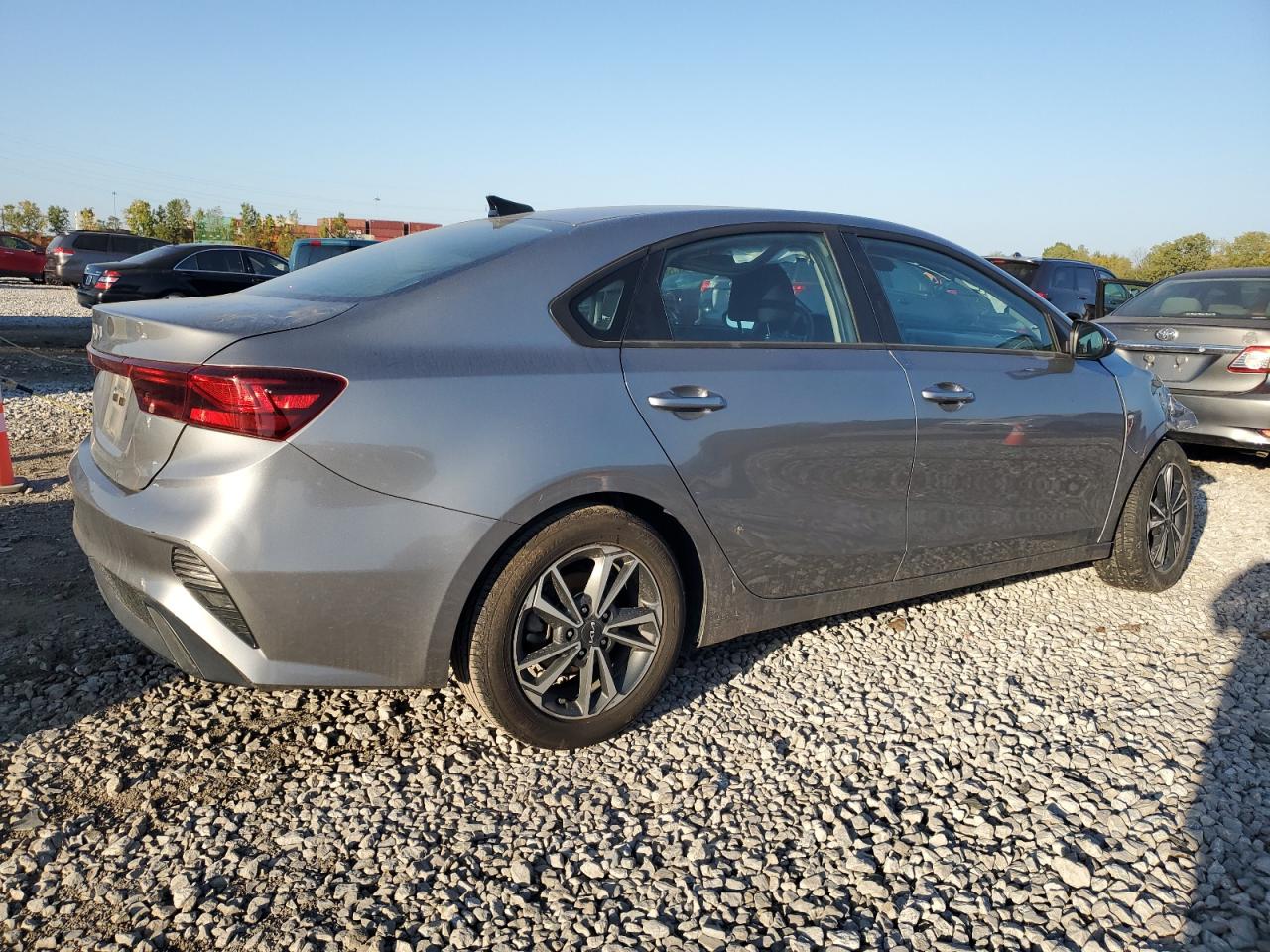 2023 Kia Forte - Image 3