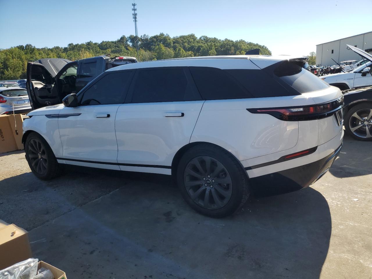 VIN SALYL2RV3JA716710 2018 LAND ROVER RANGEROVER no.2