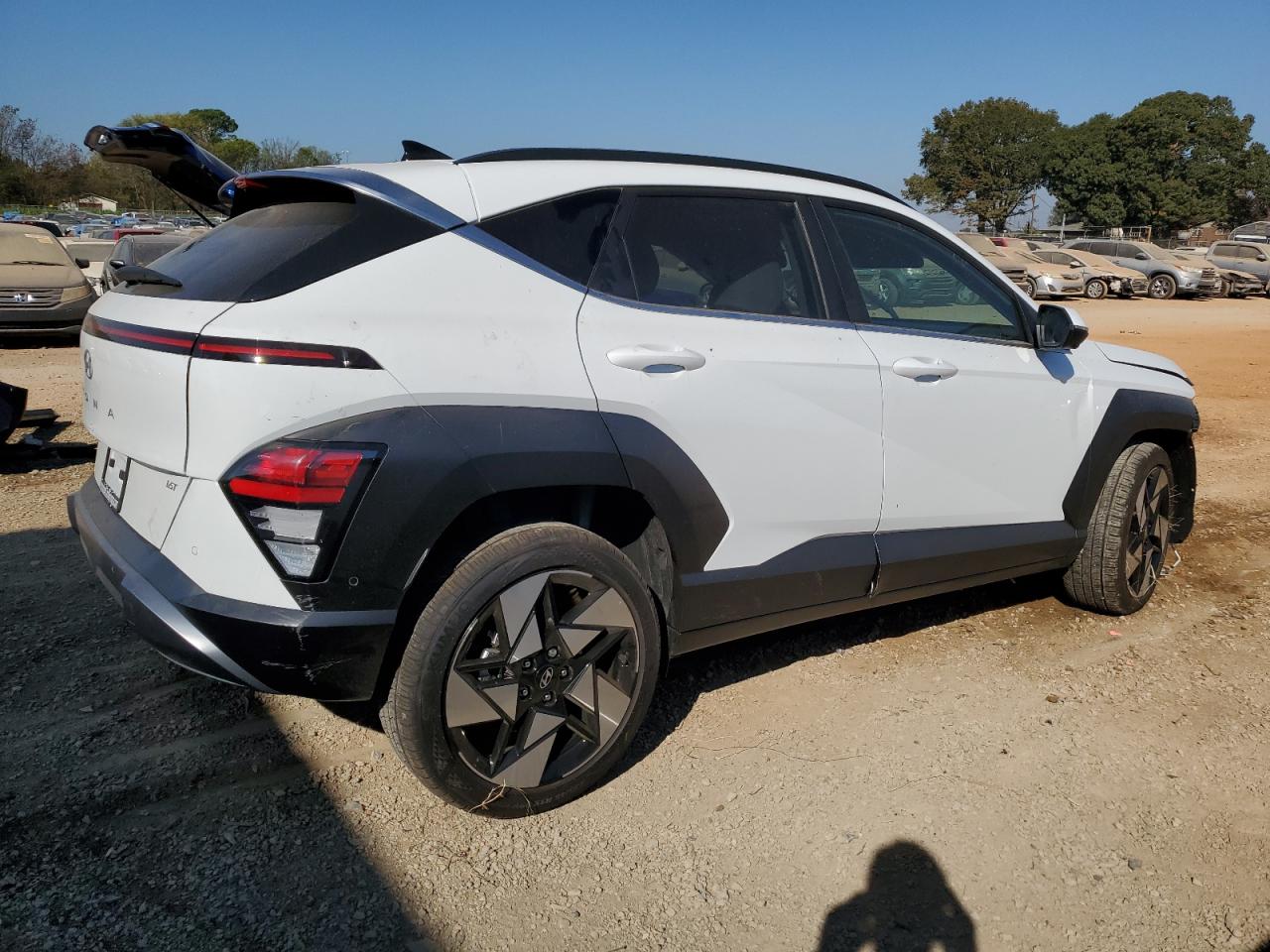 VIN KM8HE3A30RU161268 2024 HYUNDAI KONA no.3