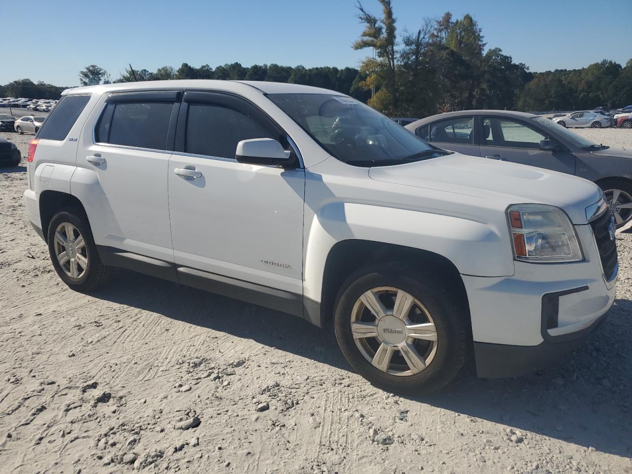 2016 GMC Terrain - Image 4