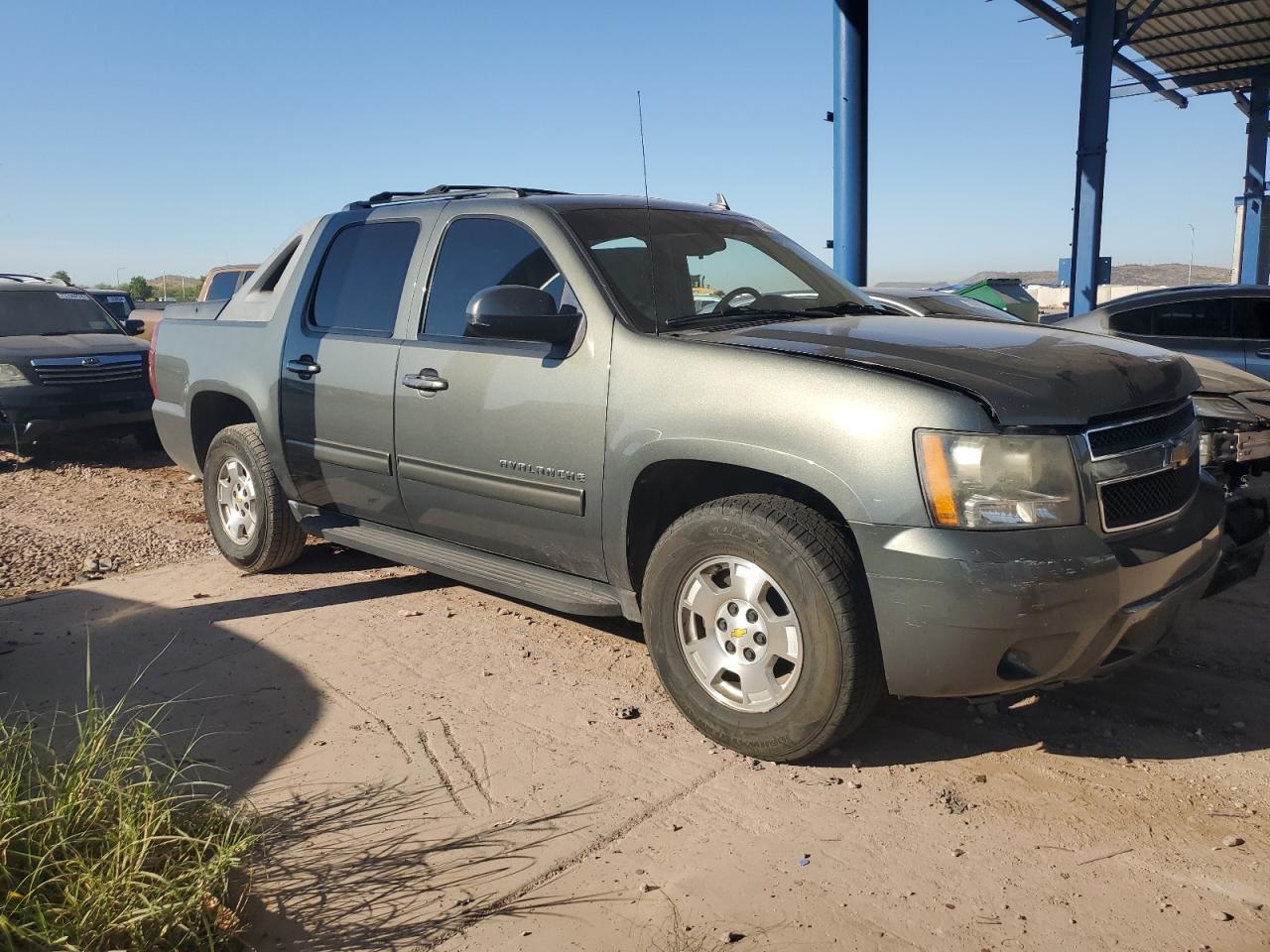 2011 Chevrolet Avalanche Ls VIN: 3GNMCEE00BG100796 Lot: 73812144