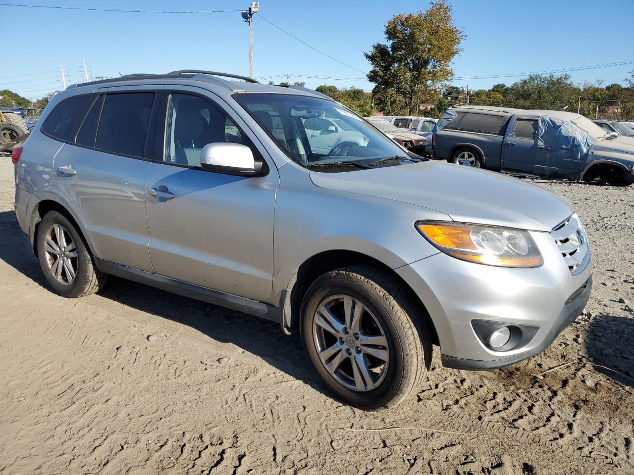 2010 Hyundai Santa Fe - Image 4