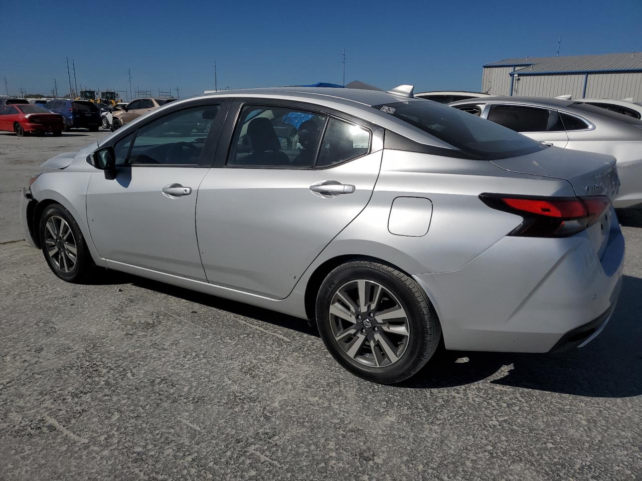 2021 Nissan Versa - Image 2