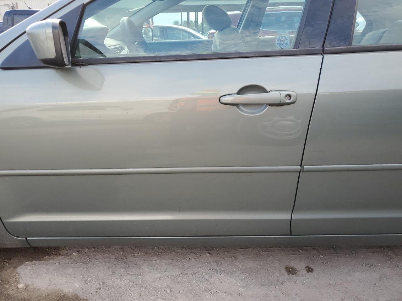 2008 Ford Fusion - Image 13