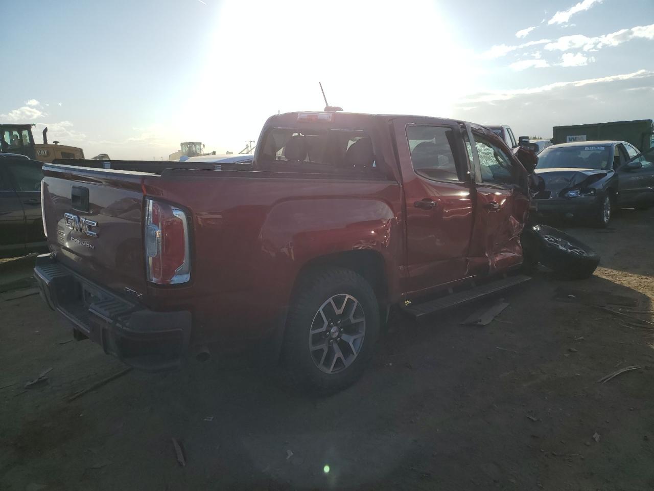 VIN 1GTG6FEN2M1213584 2021 GMC CANYON no.3