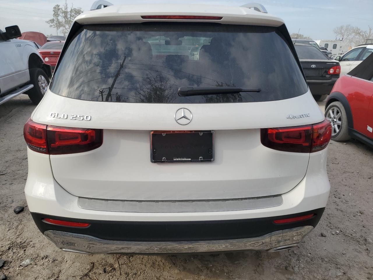 W1N4M4HB9LW019482 2020 Mercedes-Benz Glb 250 4Matic