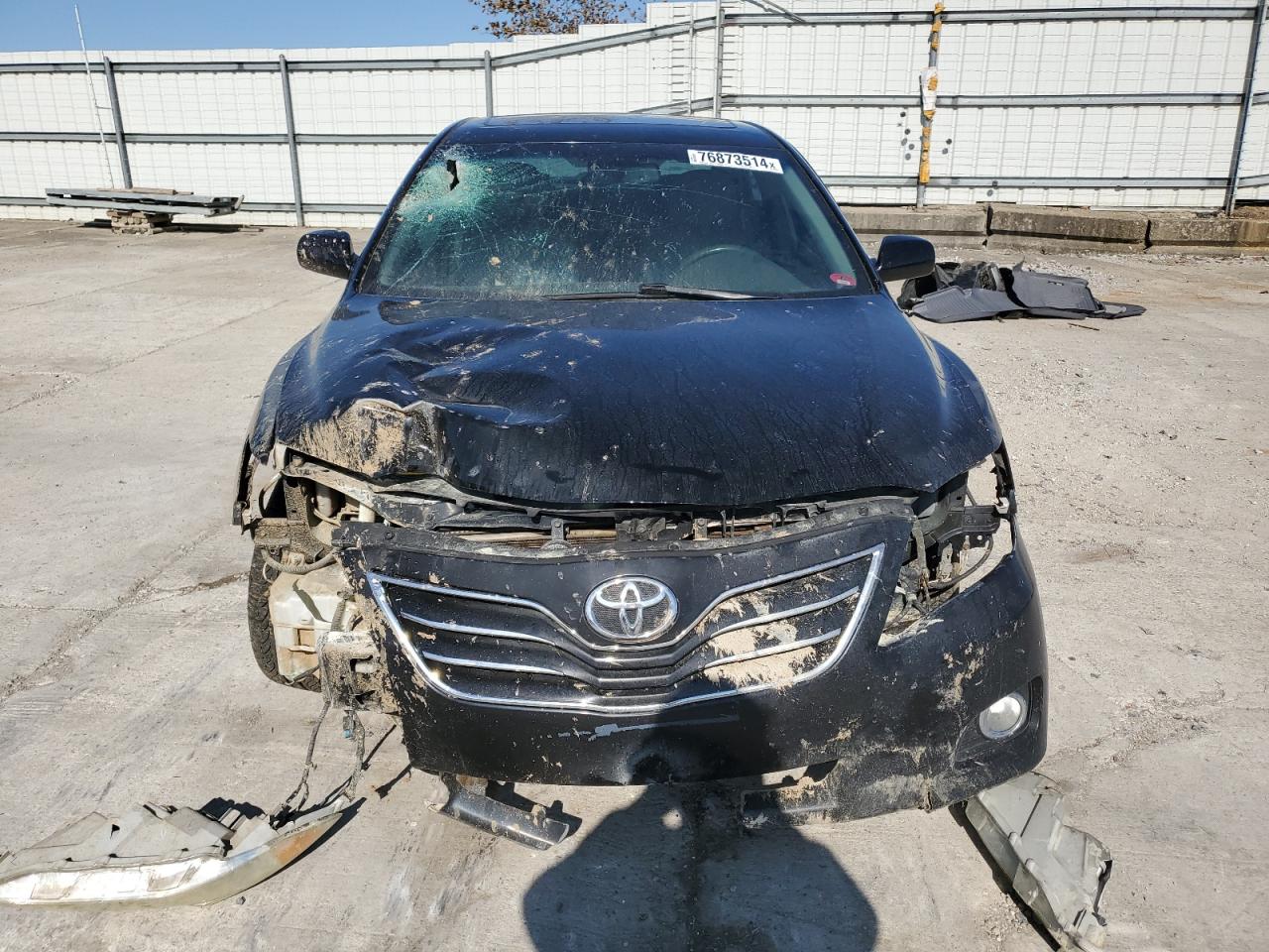 2010 Toyota Camry - Image 5
