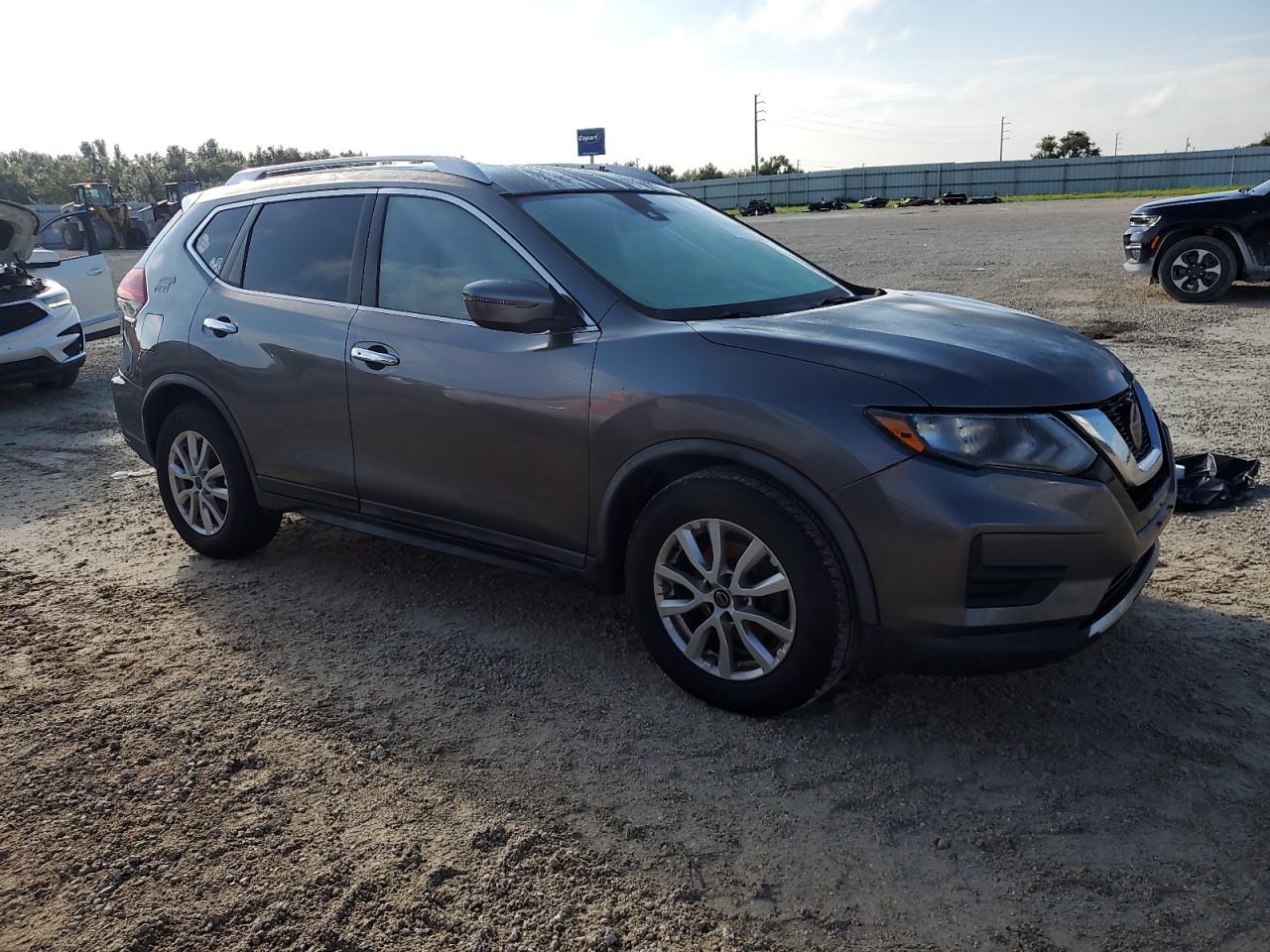 2020 Nissan Rogue - Image 4